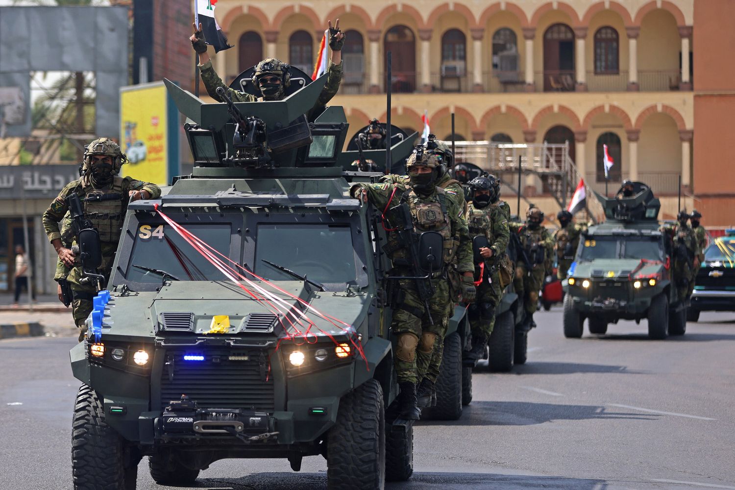Parata militare per il ritiro della truppe statunitensi dall'Iraq
