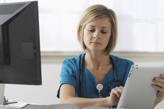Medico, dottore, pc, computer (Agf)&nbsp;