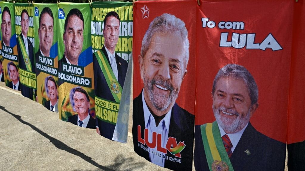 Manifesti elettorali Lula - Bolsonaro
