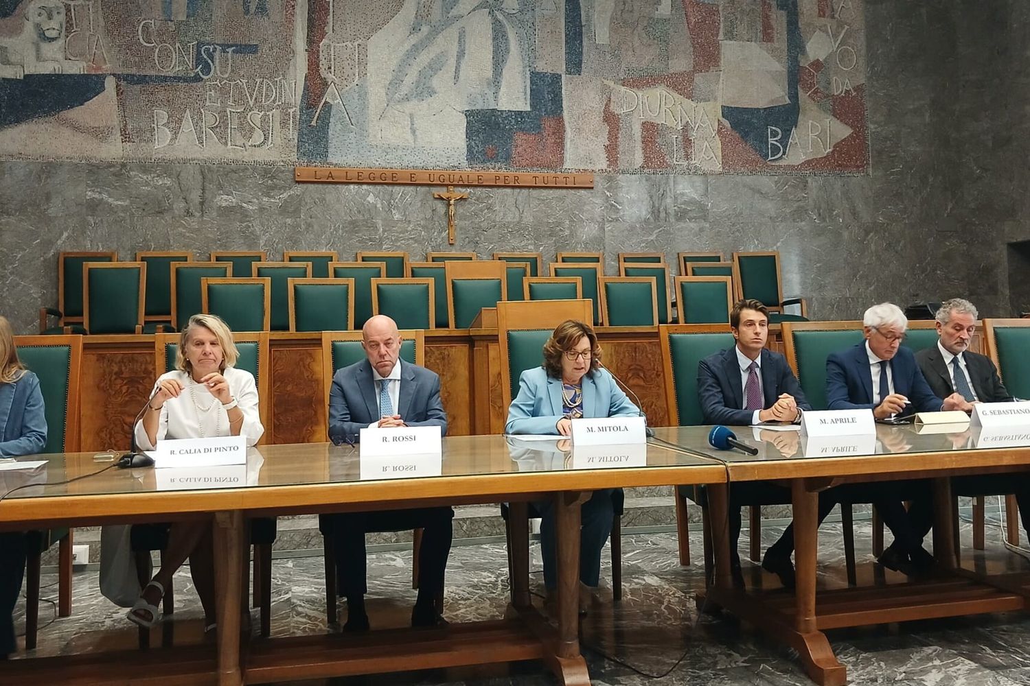 Bari, presentato primo processo all'intelligenza artificiale