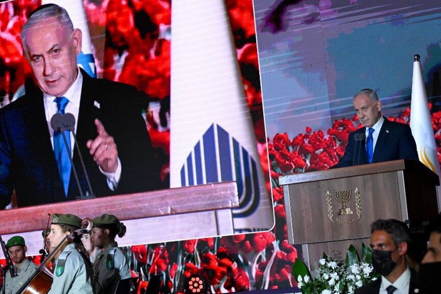 Netanyahu durante la cerimonia per il terzo anniversario dell'attacco del 7 ottobre, presso il cimitero militare del Monte Herzl a Gerusalemme, il 5 ottobre 2026