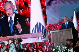 Netanyahu durante la cerimonia per il terzo anniversario dell'attacco del 7 ottobre, presso il cimitero militare del Monte Herzl a Gerusalemme, il 5 ottobre 2026