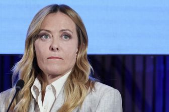 Meloni: "Pronti a un intervento sulle accise, ma auspico il ripristino del pricecap"