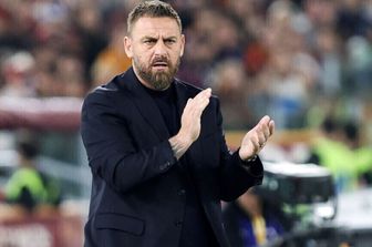 L'allenatore del Genoa Daniele De Rossi