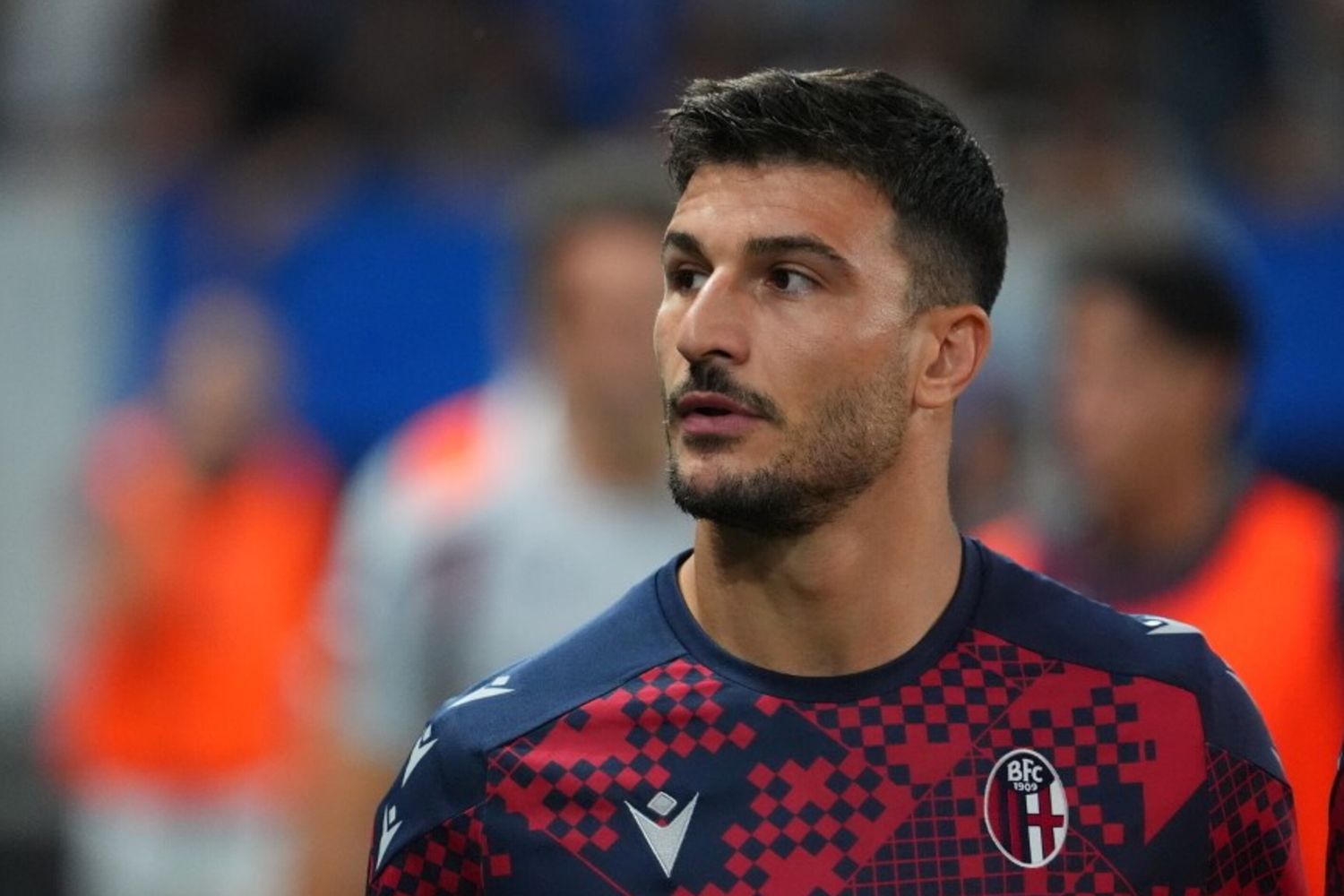 Lecce-Bologna 1-2, Orsolini ed Enem regalano a Palladino la prima vittoria della stagione