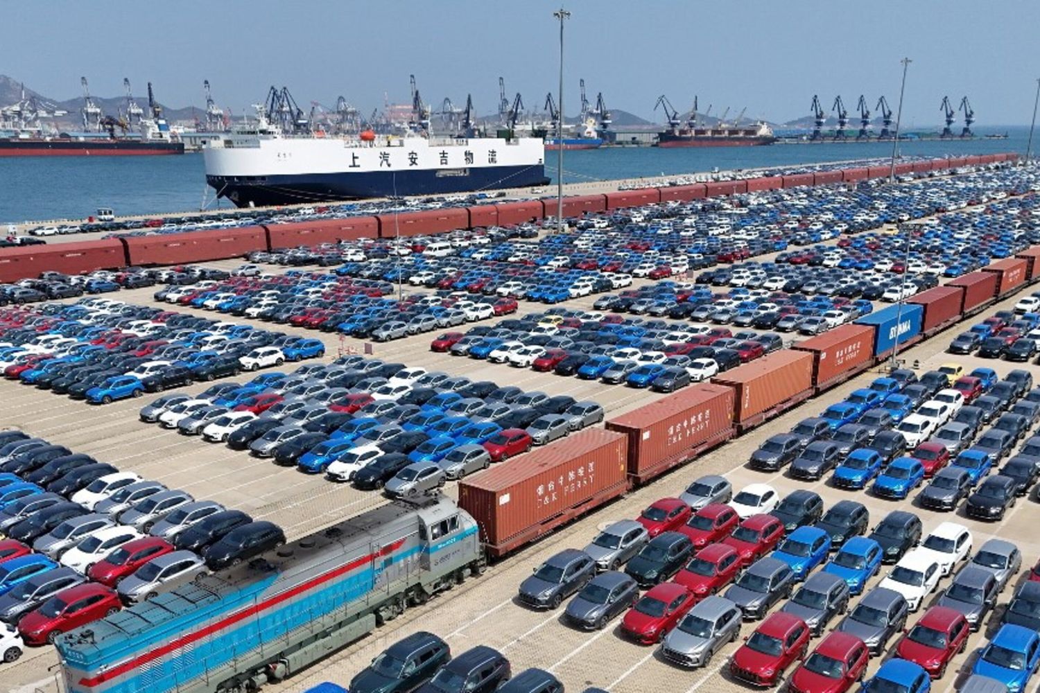 Import auto Cina
