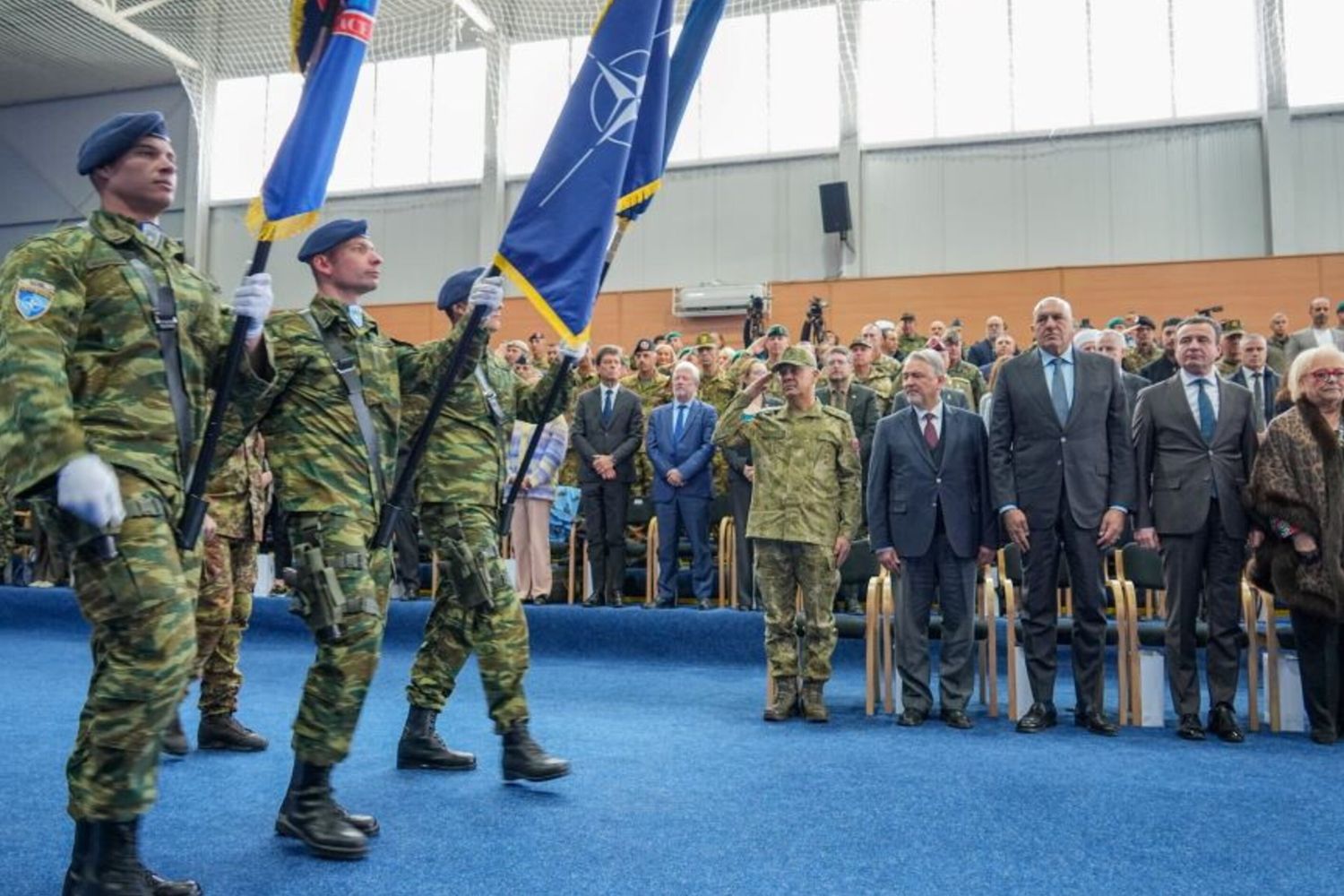 Il ministro Crosetto in Kosovo