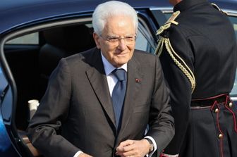 "Sono troppe le Giornate nazionali". Richiamo alle Camere di Mattarella: "Vi esorto a contenerle"