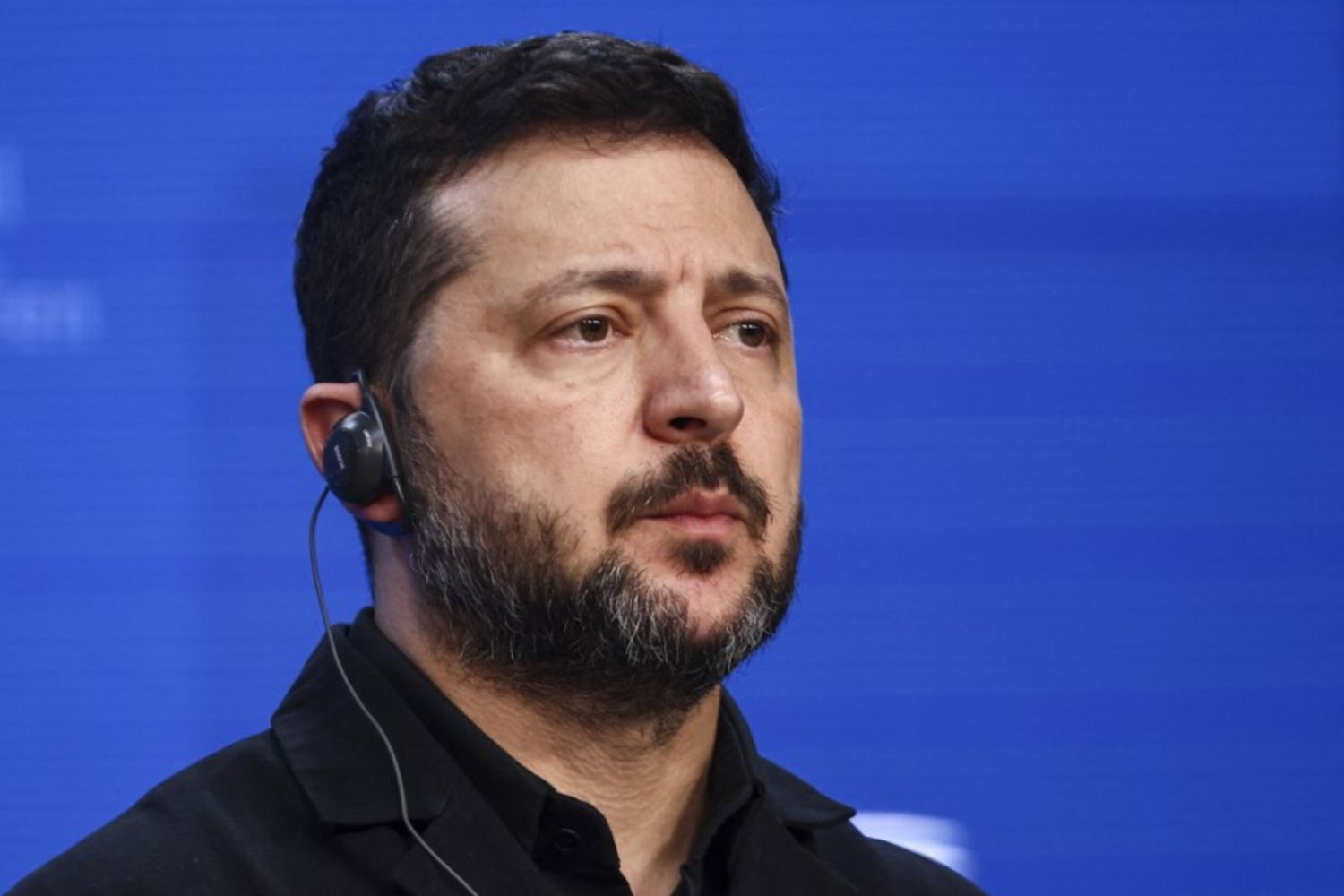 Lo sconforto di Zelensky: "Così si incoraggia Putin a continuare i raid"
