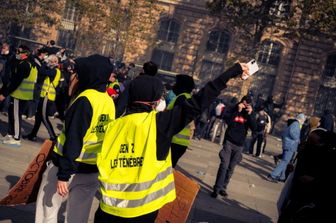 Dai gilet gialli al caro vita, tutte le proteste che hanno segnato l'era Macron