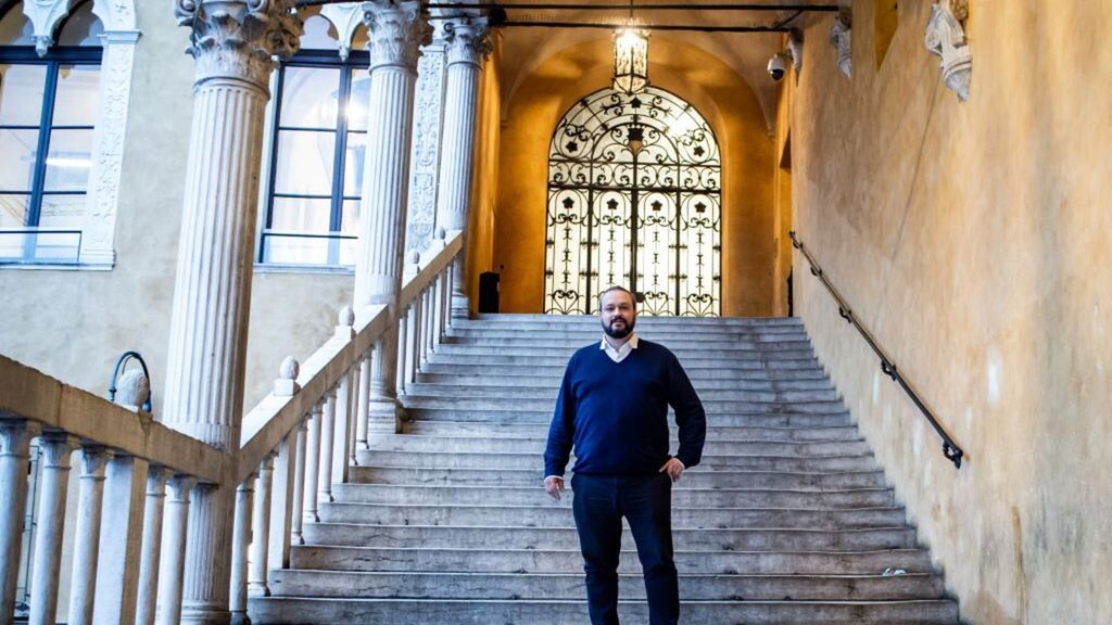 Il sindaco di Ferrara, Alan Fabbri a Palazzo Ducale sede del Comune