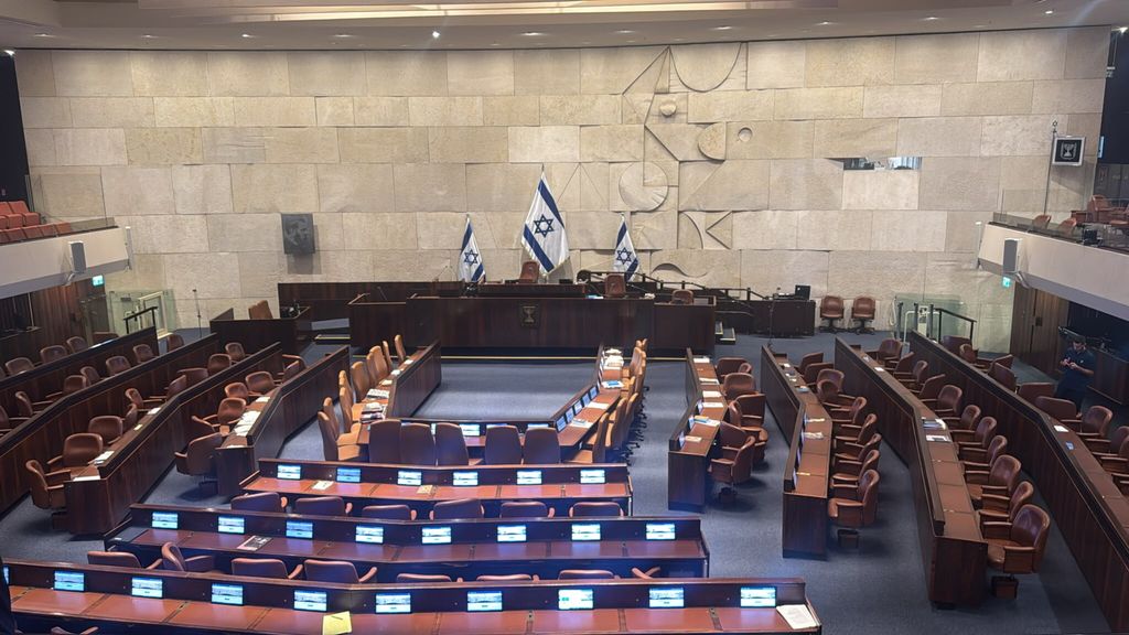 Israele al voto, mai così incerta la sfida Netanyahu-Eisenkot