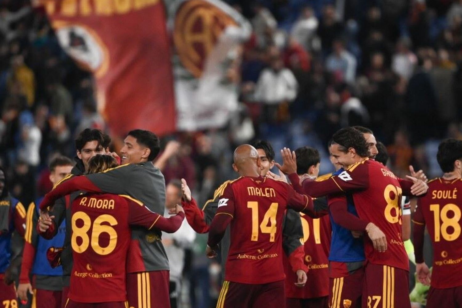 La vittoria della Roma all'Olimpico contro il Cagliari