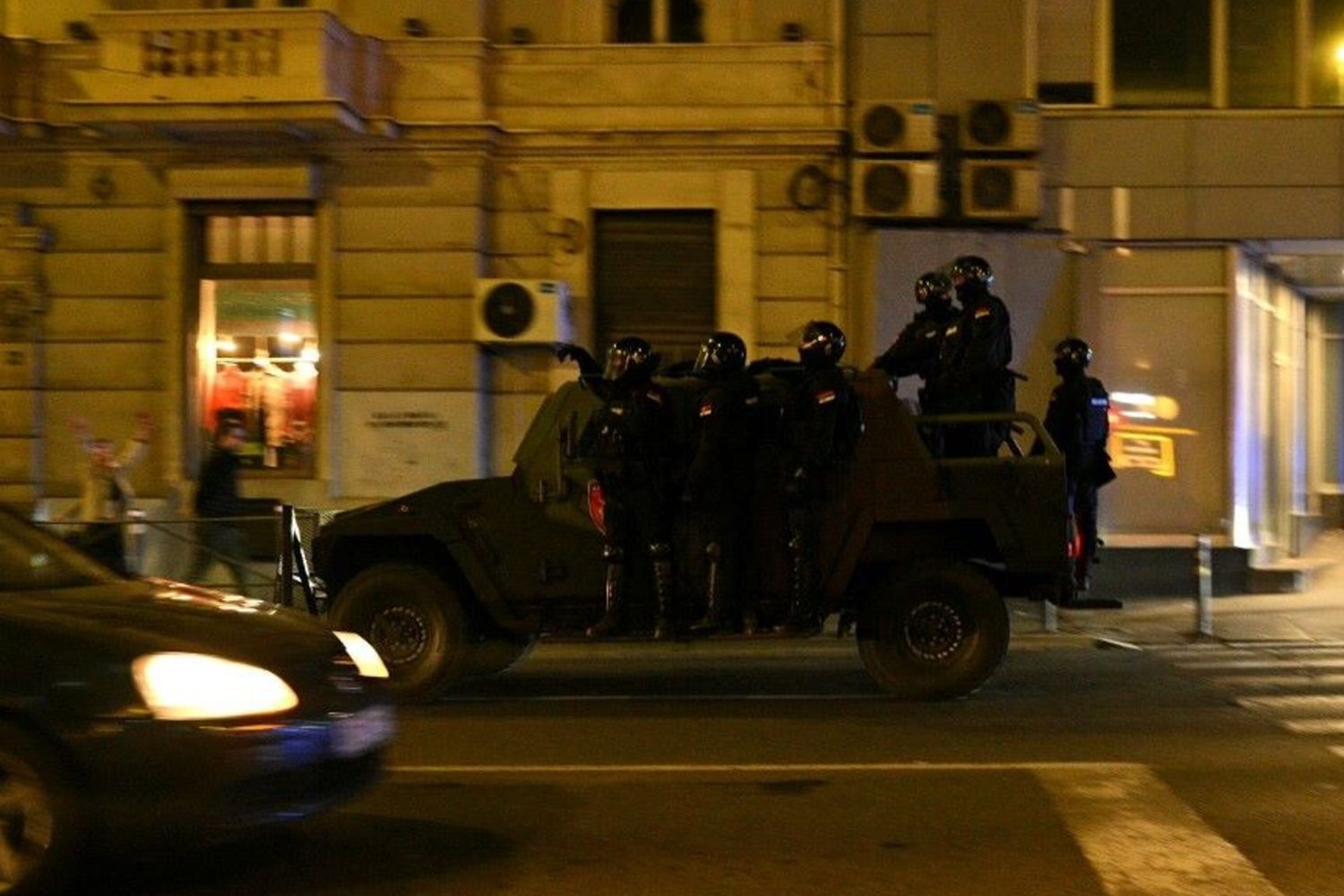 Polizia a Belgrado