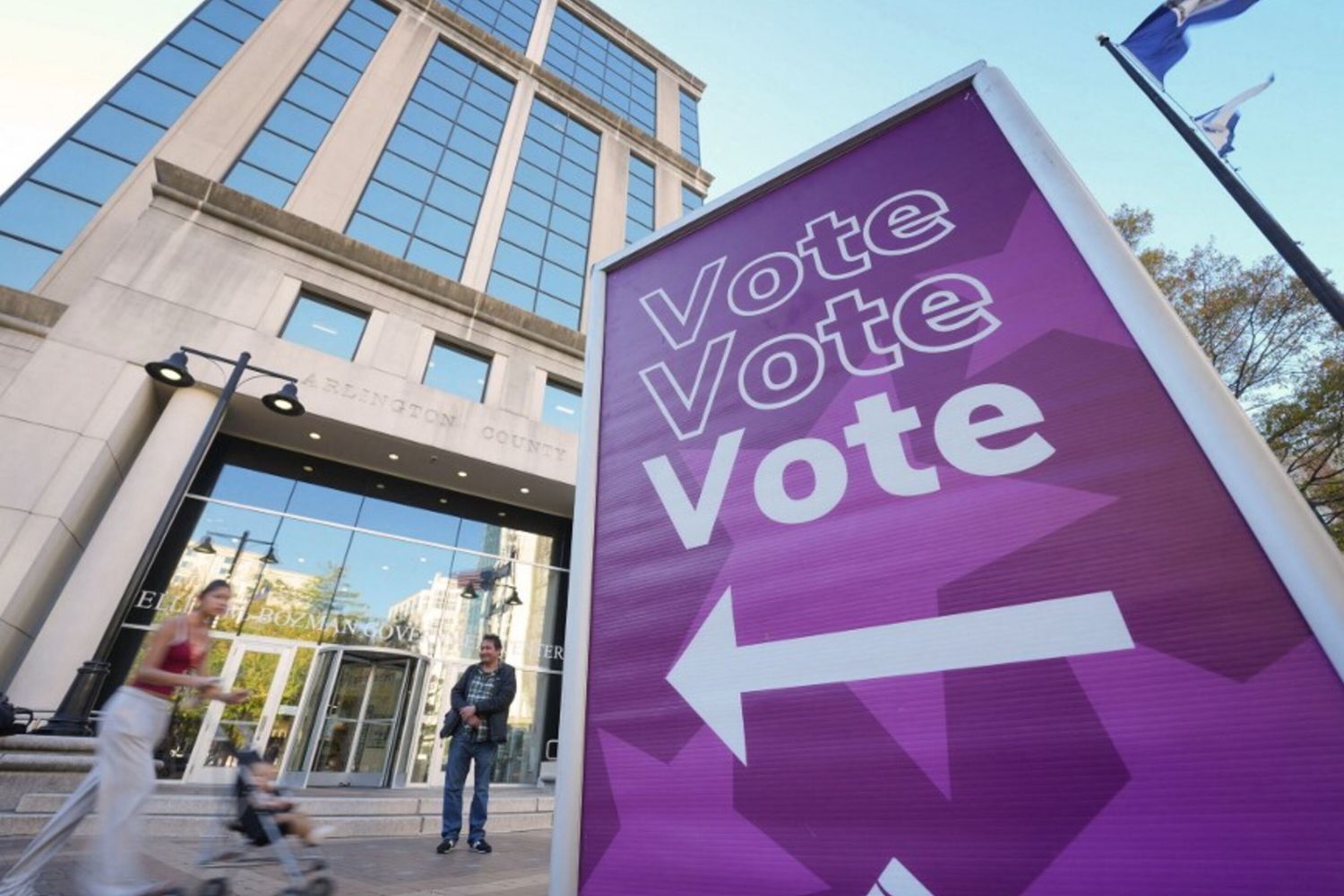 Affluenza record al voto anticipato, cresce la partecipazione degli elettori