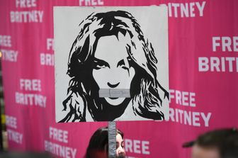 Un manifesto a sostegno di Britney Spears nella querelle legale con il padre