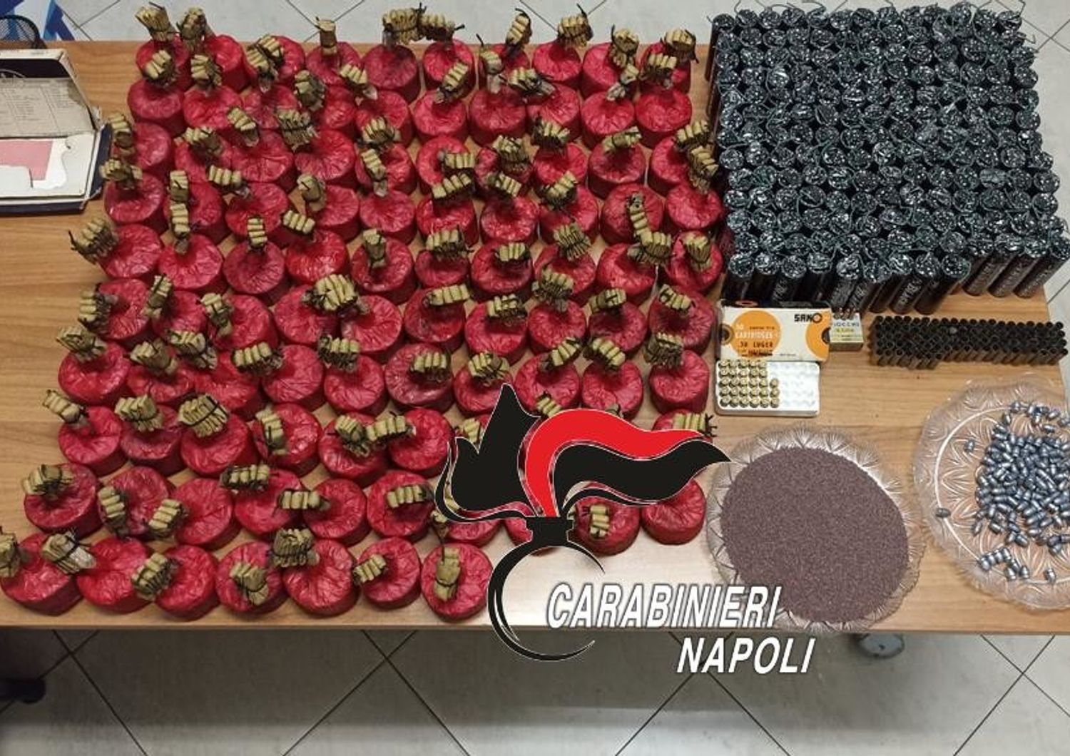 Botti Napoli mercato illegale crimine