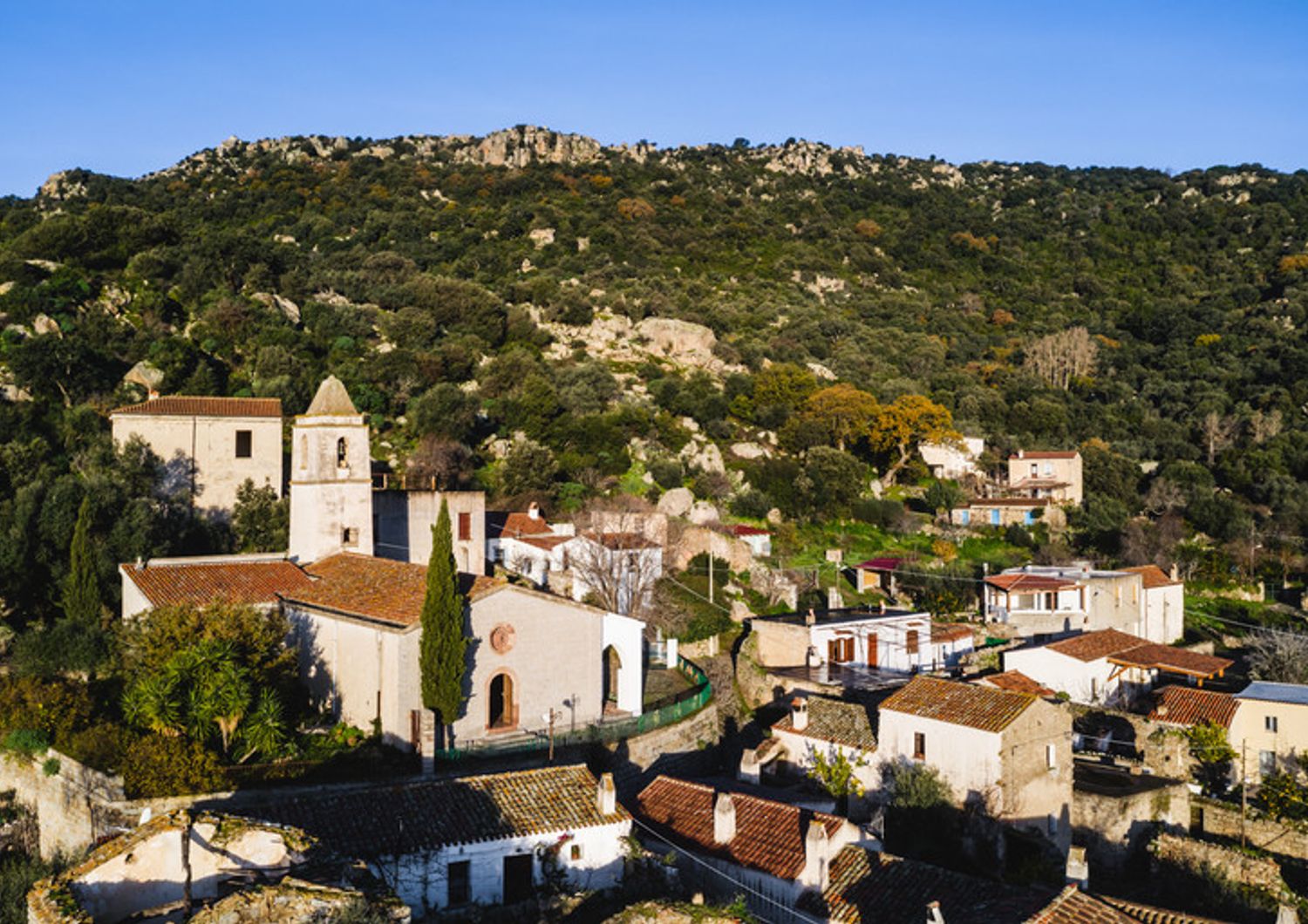 Il borgo di Lollove a Nuoro