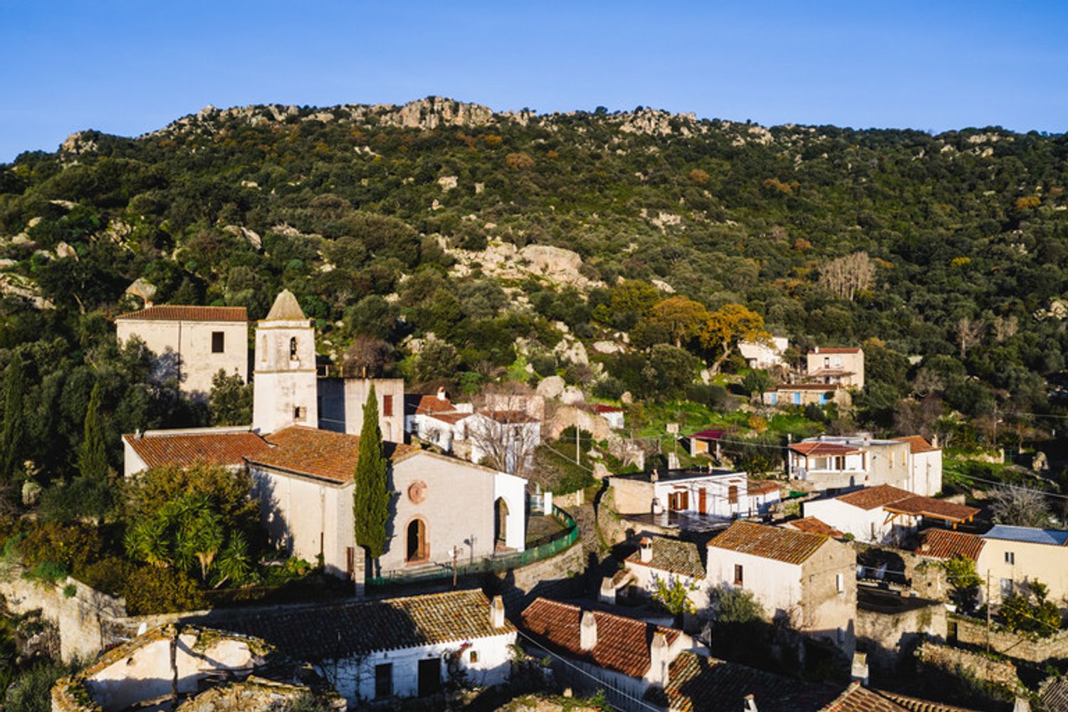 Il borgo di Lollove a Nuoro