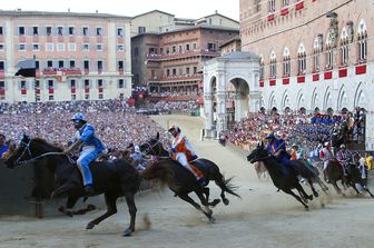 La corsa del Palio di Siena