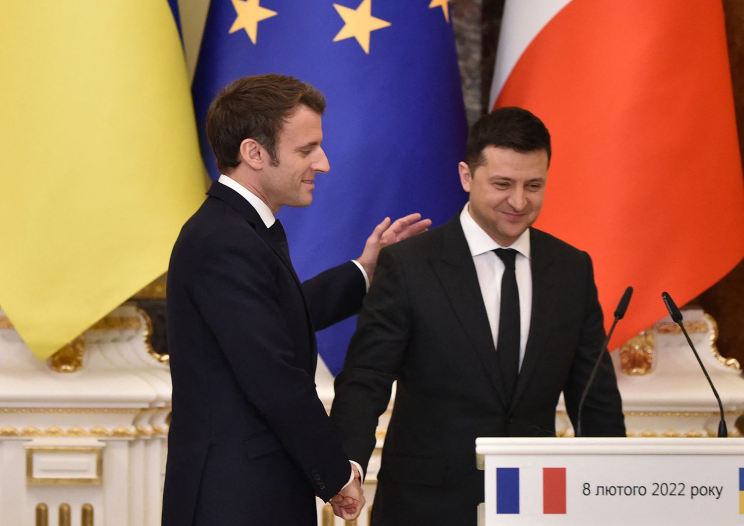 Macron e Zelensky