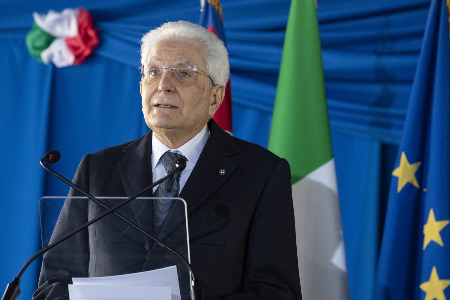 Sergio Mattarella ad Acerra
