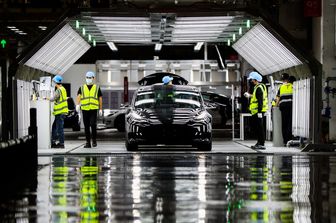 Lo stabilimento Tesla di Shanghai