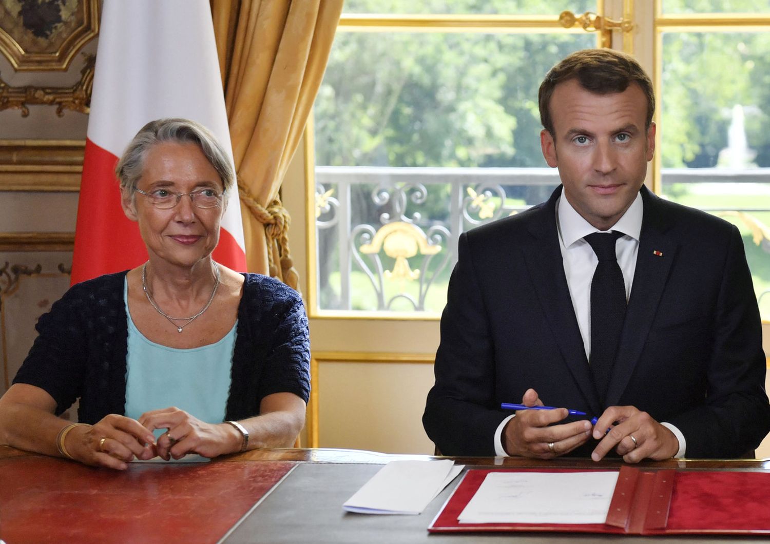 Elisabeth Borne e Emmanuel Macron