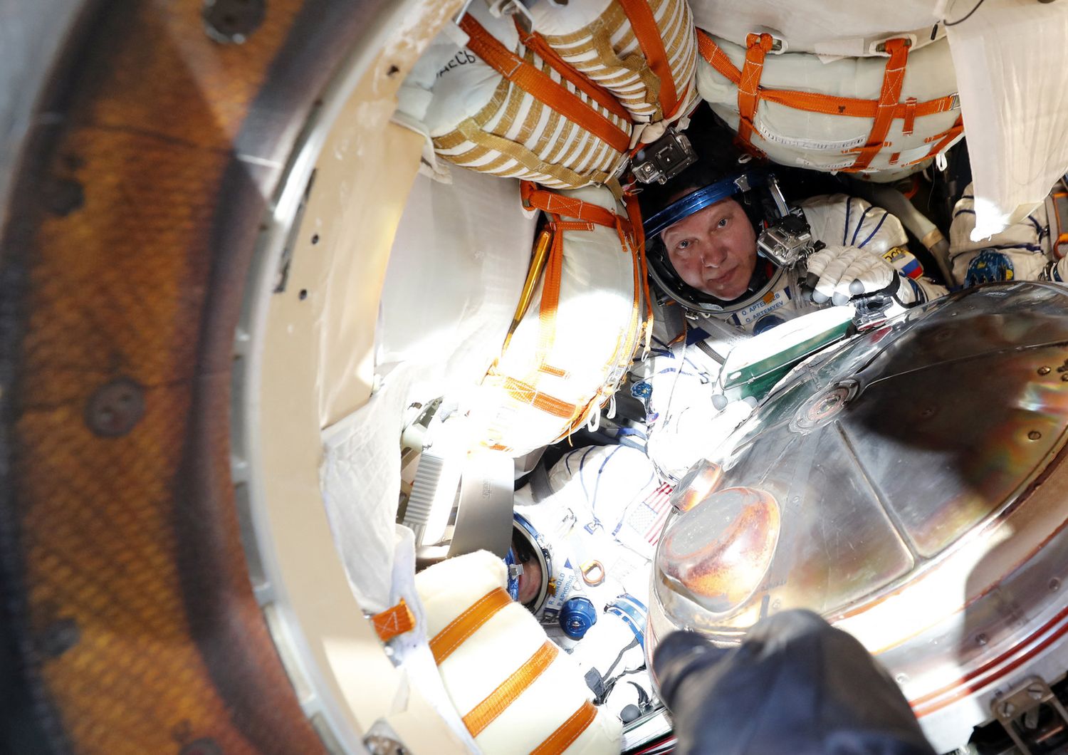 Astronauta verso la Stazione Spaziale Internazionale