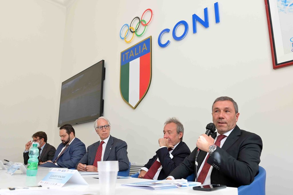 Wakeboard, la conferenza stampa di presentazione al Coni col presidente Malag&ograve;