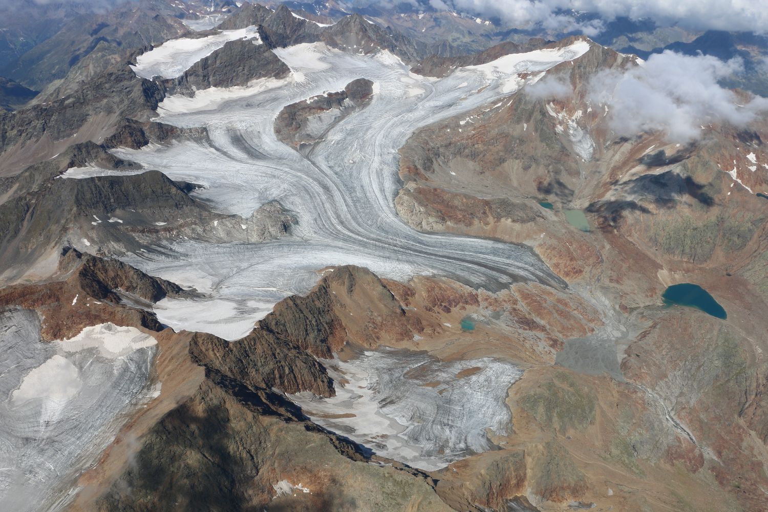 Il ghiacciaio di Malavalle in Alto Adige ai confini con l&rsquo;Austria, fine estate del 2020