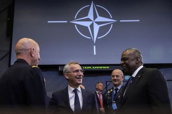 Il segretario alla Difesa Usa Lloyd Austin e il segretario Generale della Nato Jens Stoltenberg &nbsp;