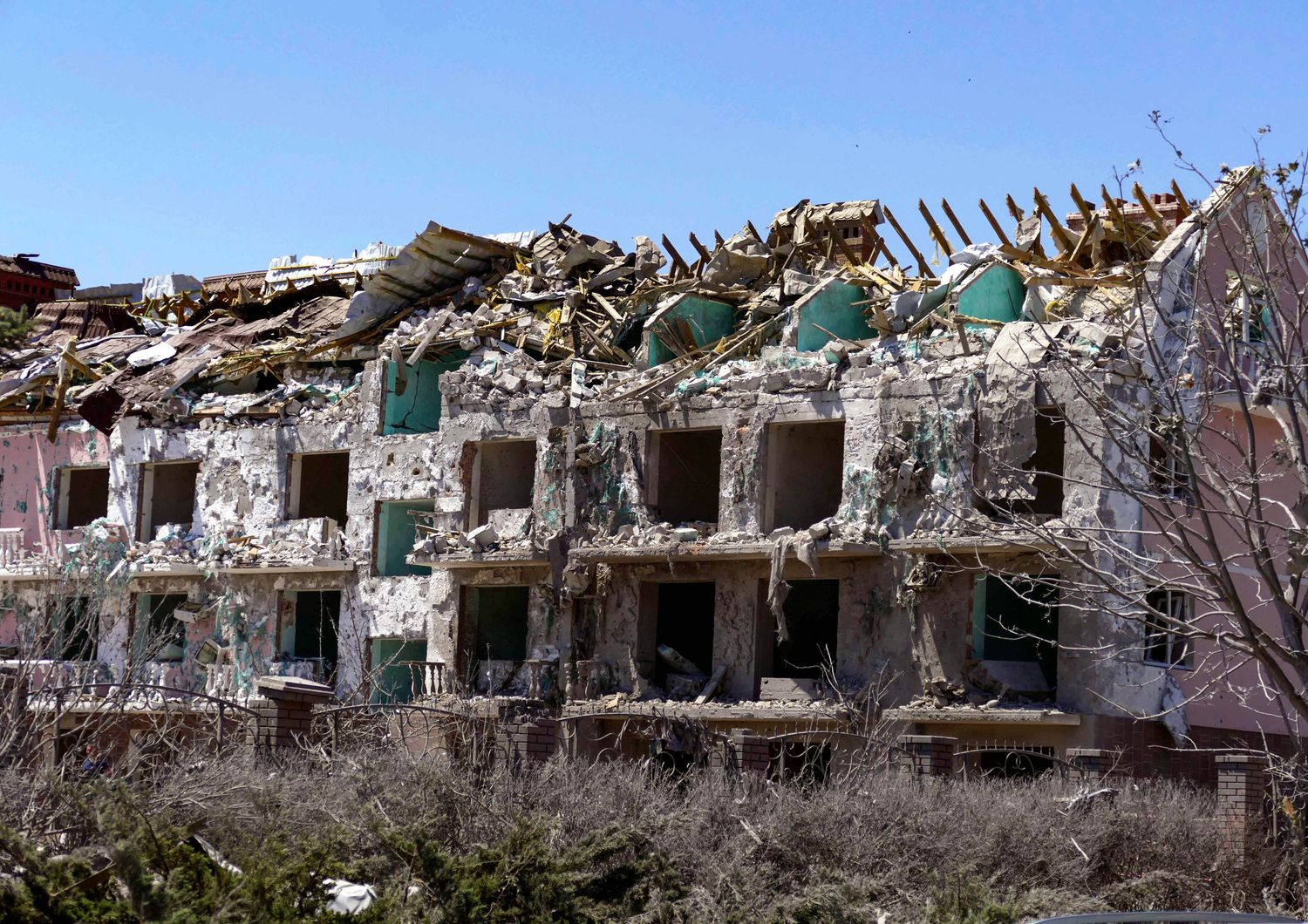 Una palazzo distrutto dai missili russi a&nbsp;Serhiivka, nella regione di Odessa