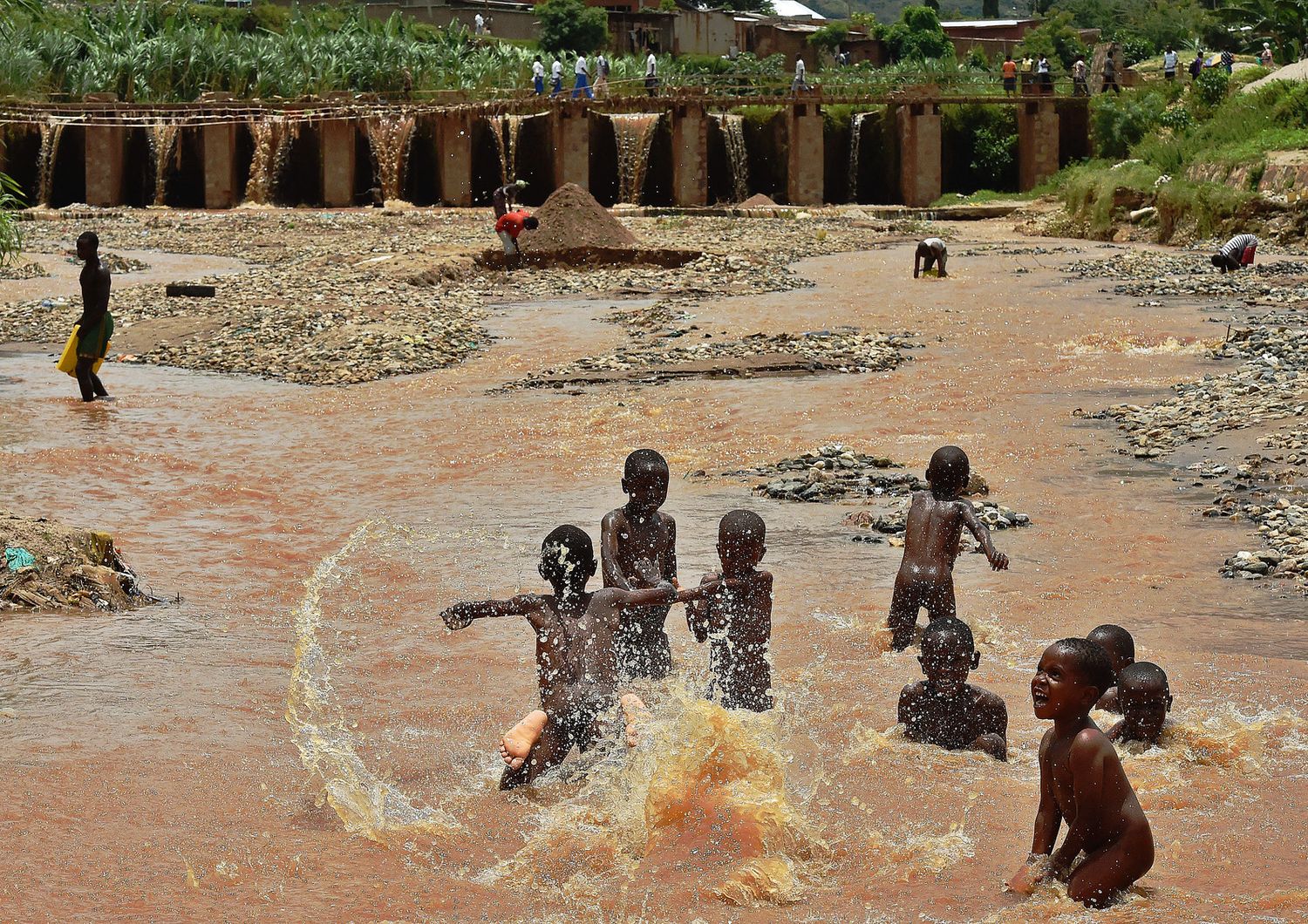 Bambini che giocano a&nbsp;Bujumbura, Burundi