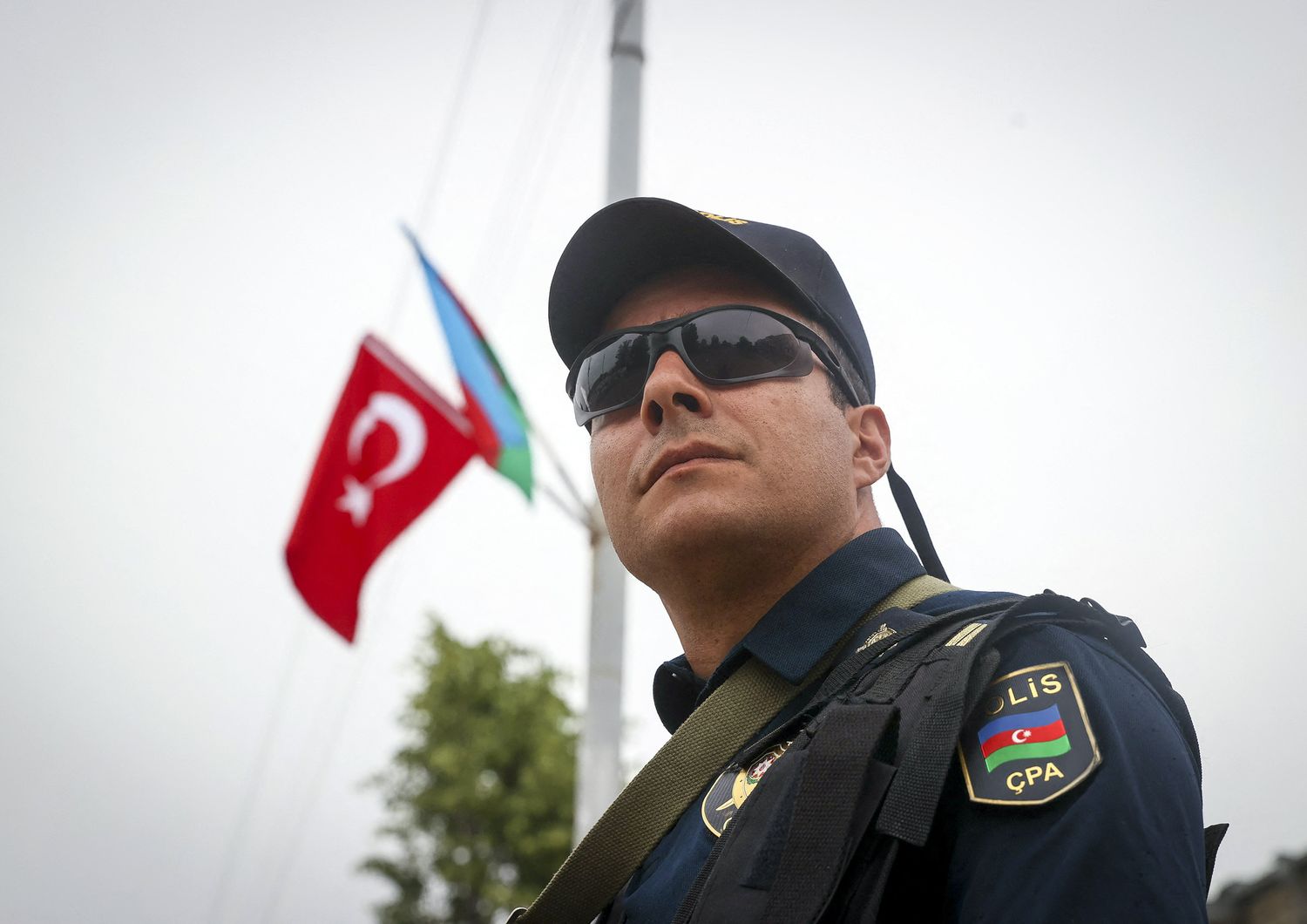 Nagorno Karabakh, poliziotto azero vicino al confine con l&rsquo;Armenia