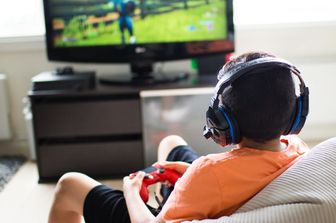 Tv usata per giocare