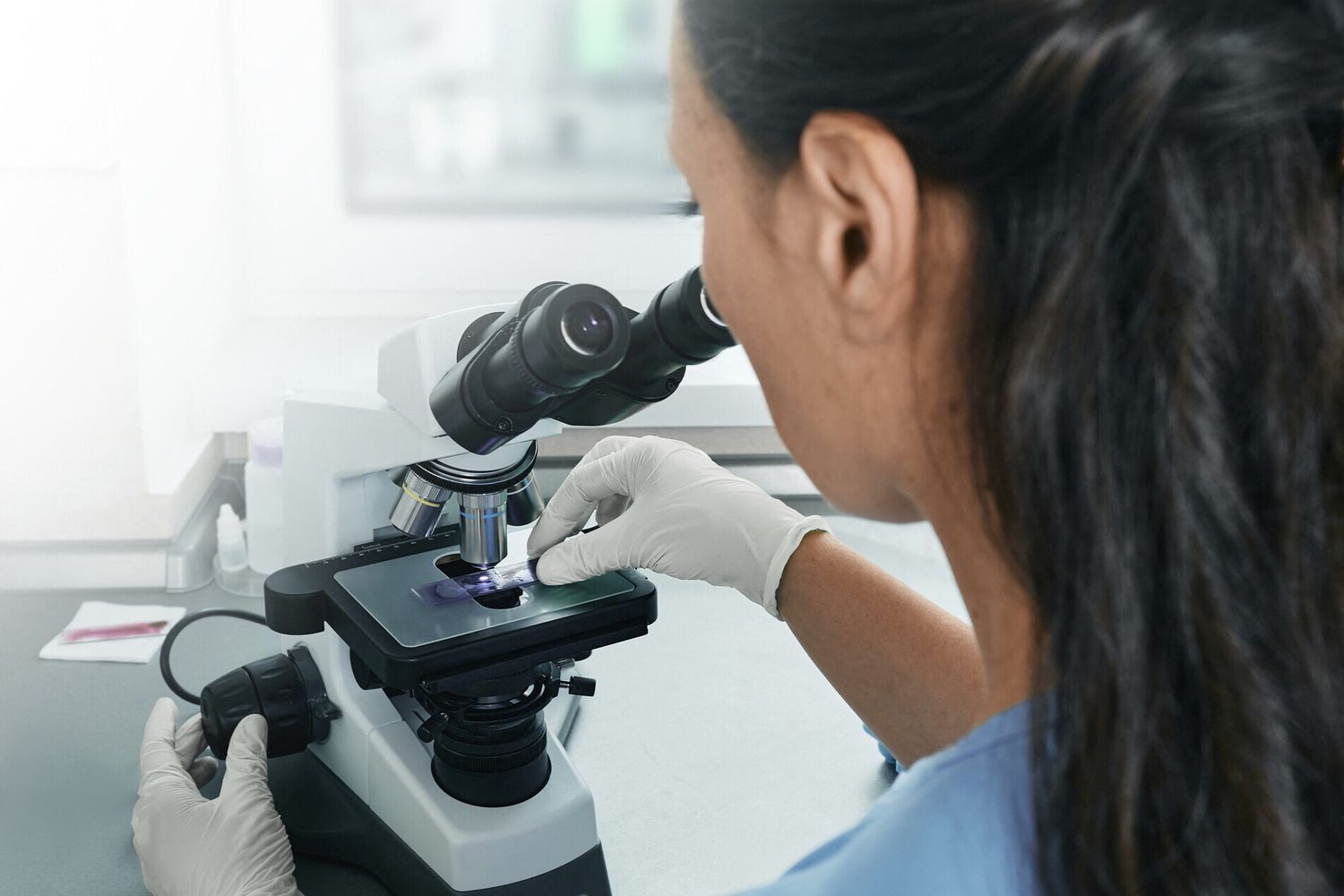 Analisi, ricerca, laboratorio