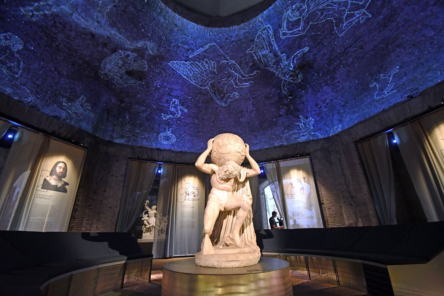 Sala ottagona, Domus Aurea