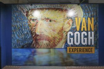 mostre van gogh immersive experience a milano