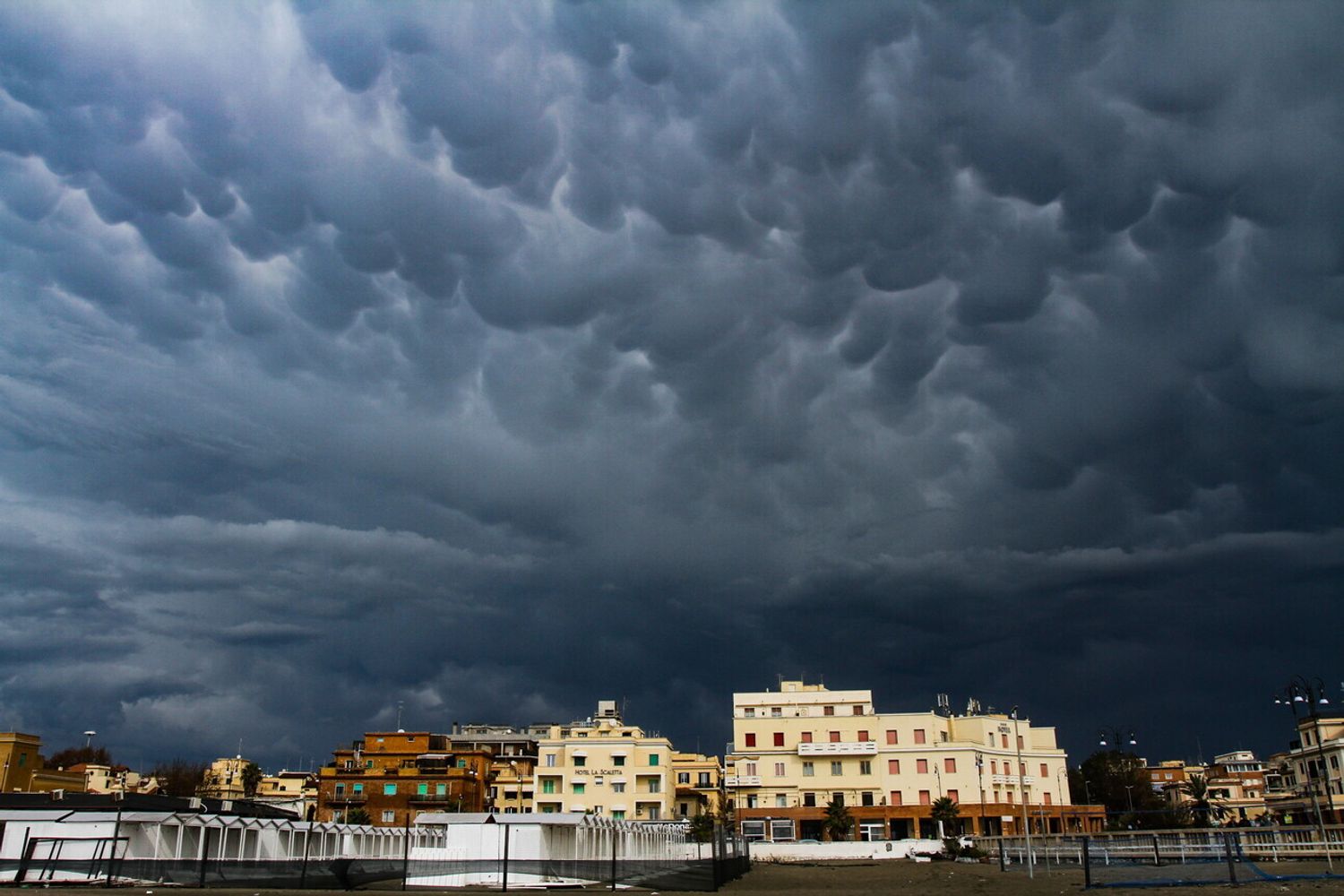 Perturbazione su Ostia