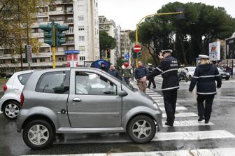 Attraversamento dei pedoni a Roma
