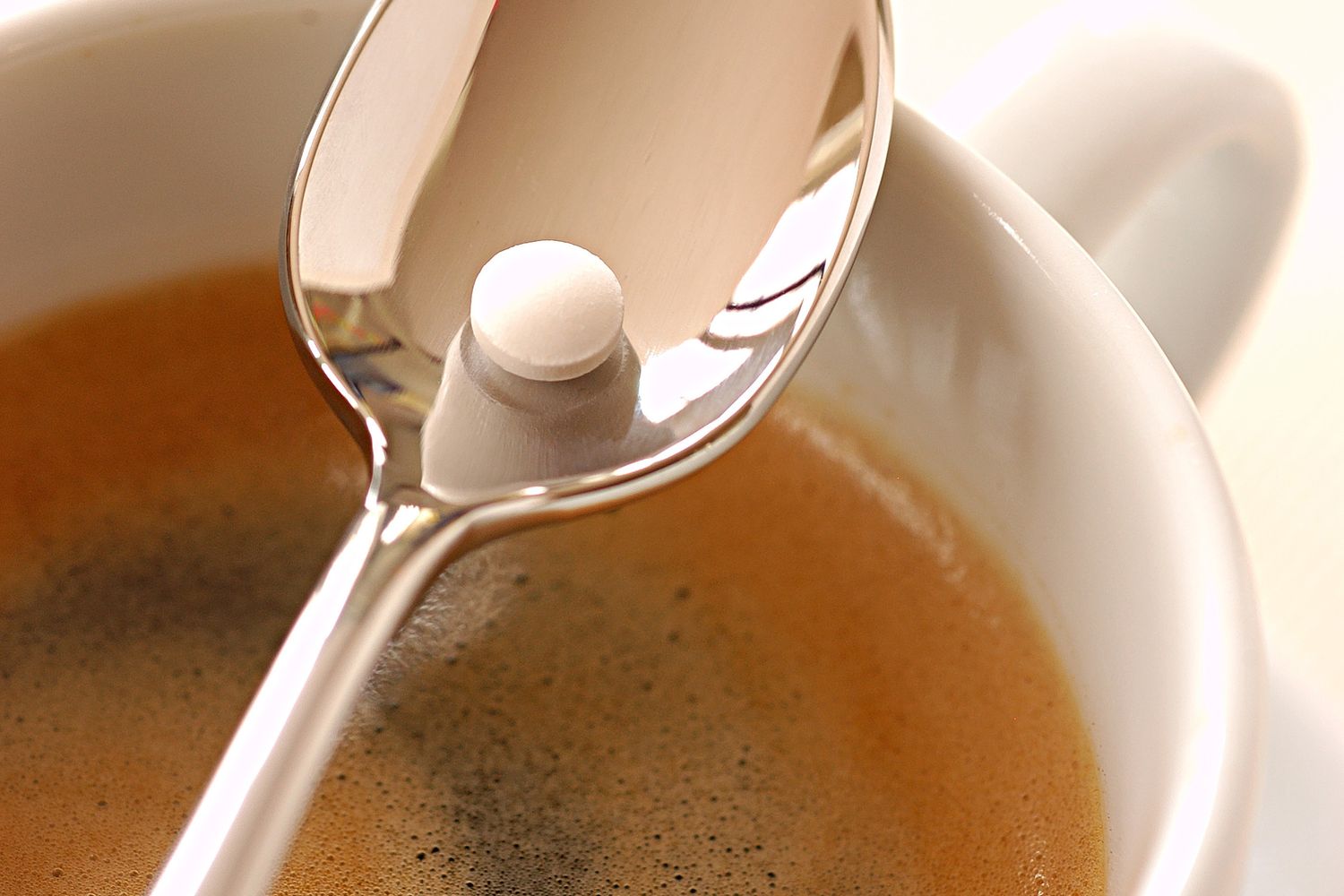 Dolcificante artificiale, aspartame