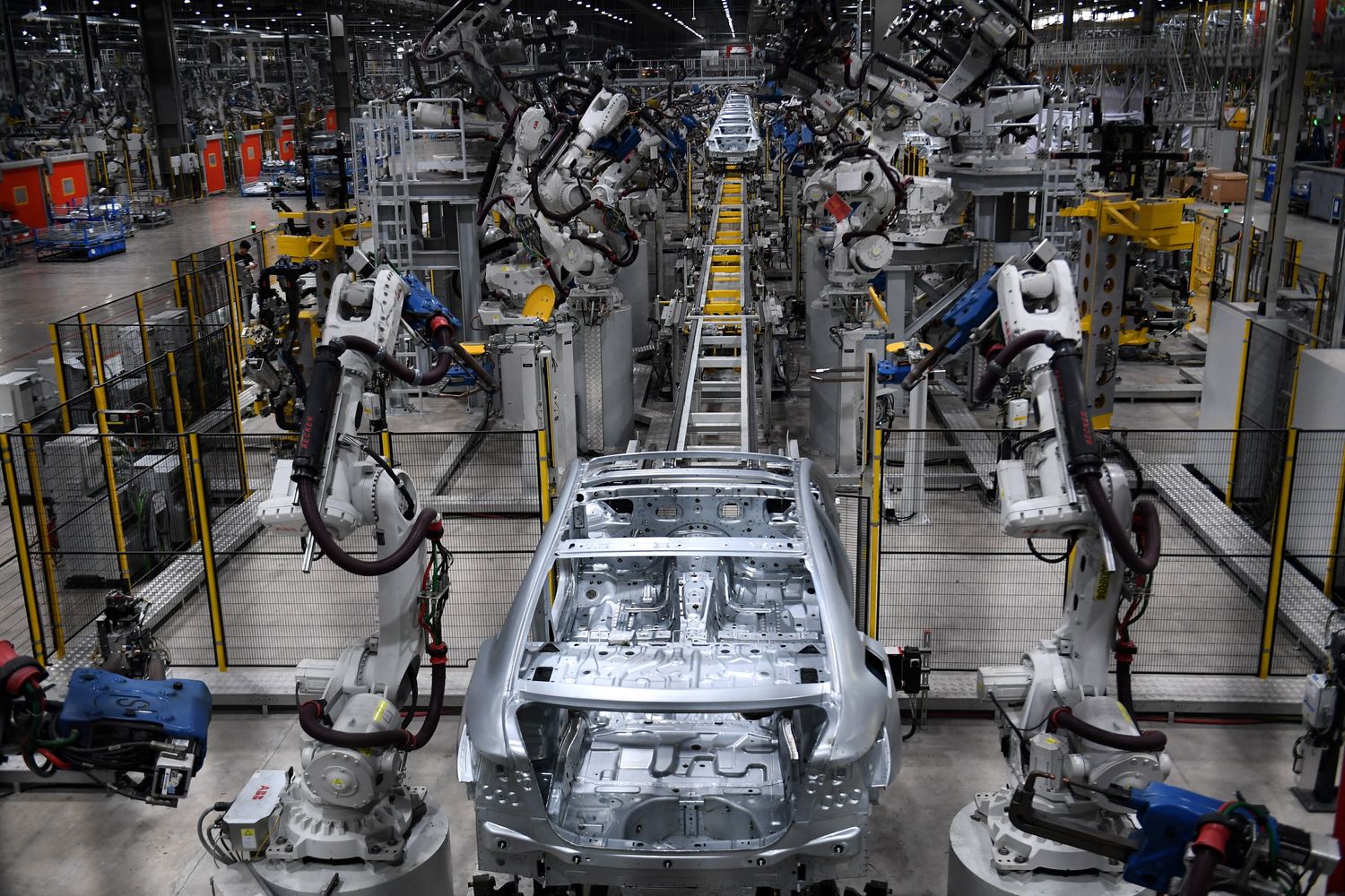 Immatricolazioni auto, industria e montaggio