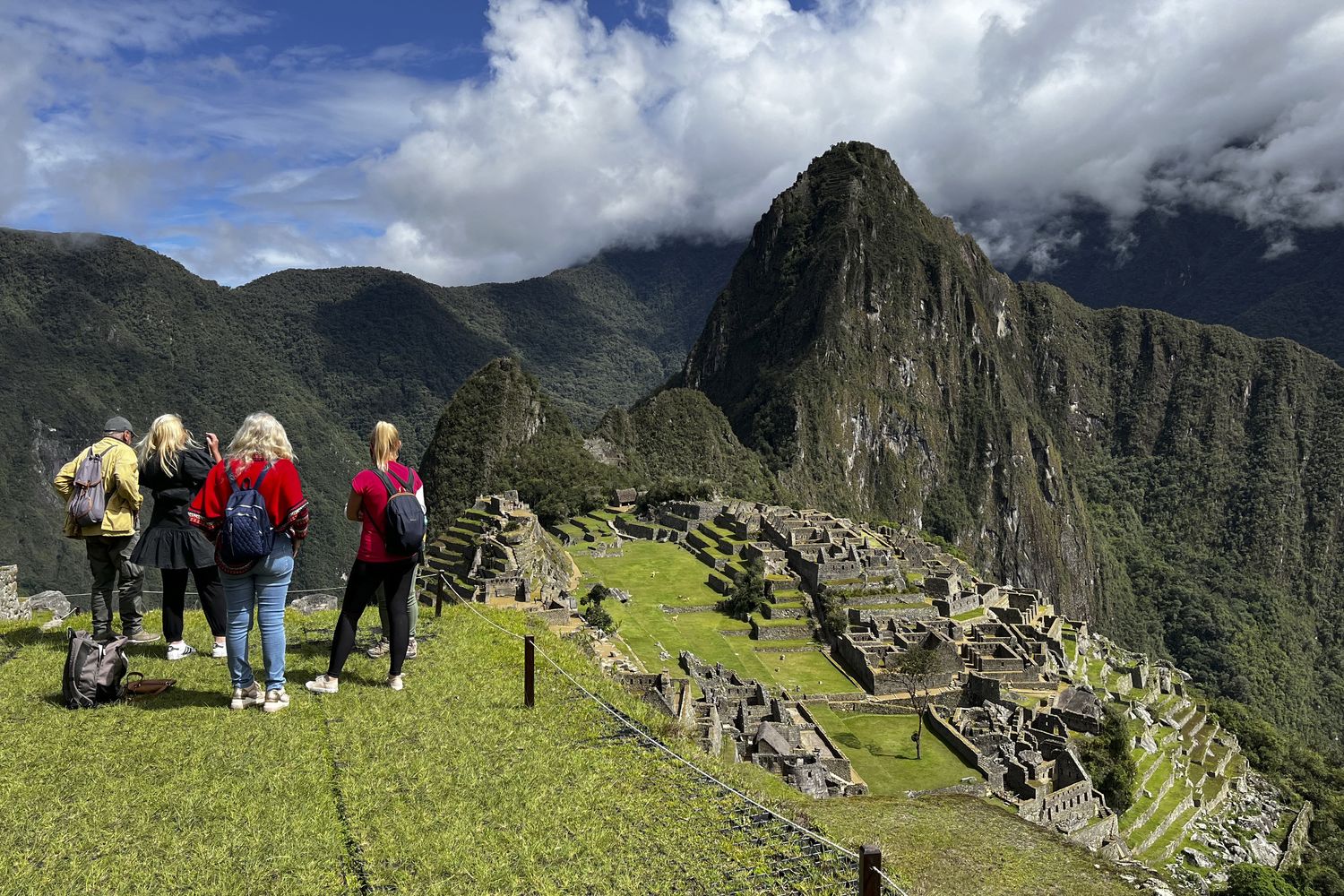 &nbsp;Turisti in visita a Machu Picchu