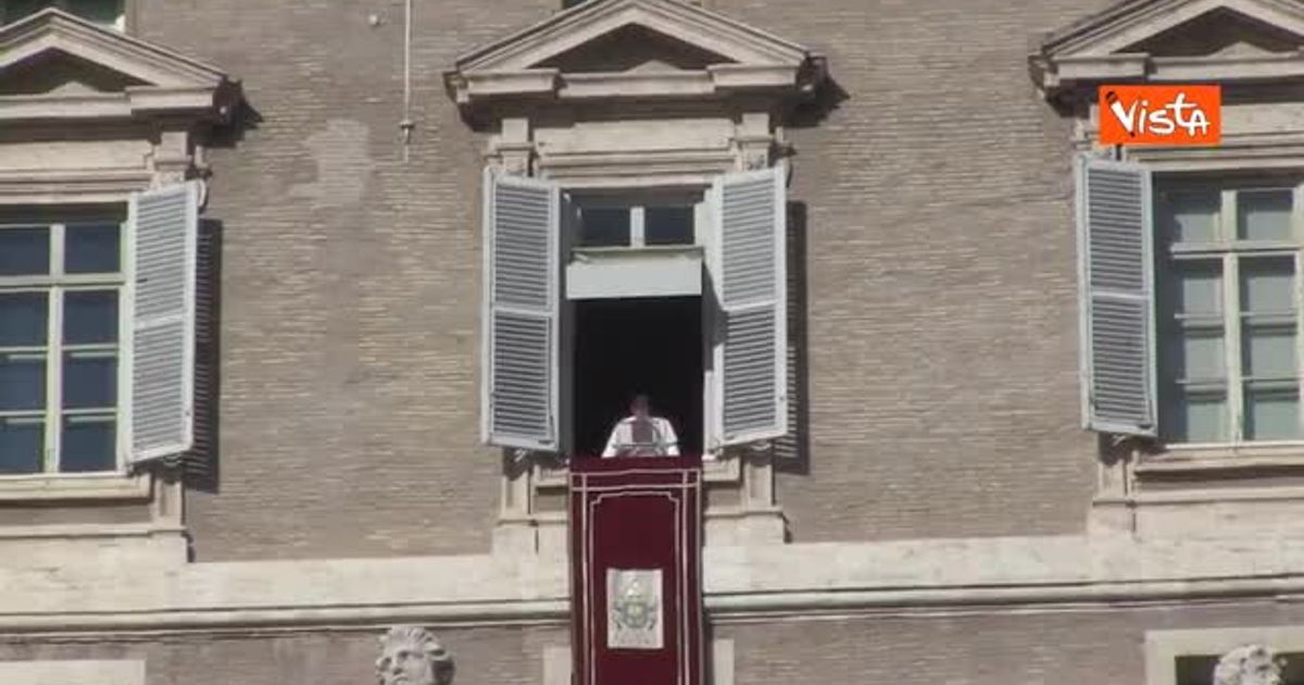 Angelus del primo dell'anno 2025, Papa Francesco "Buon anno