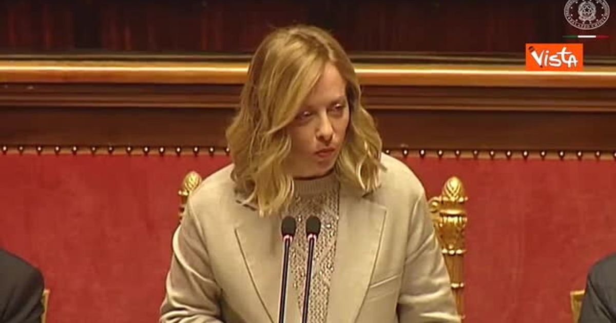 Meloni: "Spese militari al 2% del Pil nel 2025" e "premierato madre di tutte le riforme"